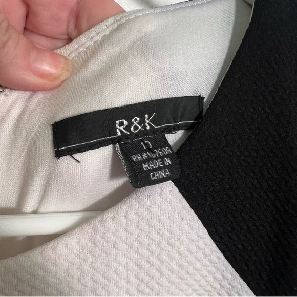 R&K Colorblock Dress Black White Red Textured 10 - Picture 9 of 10